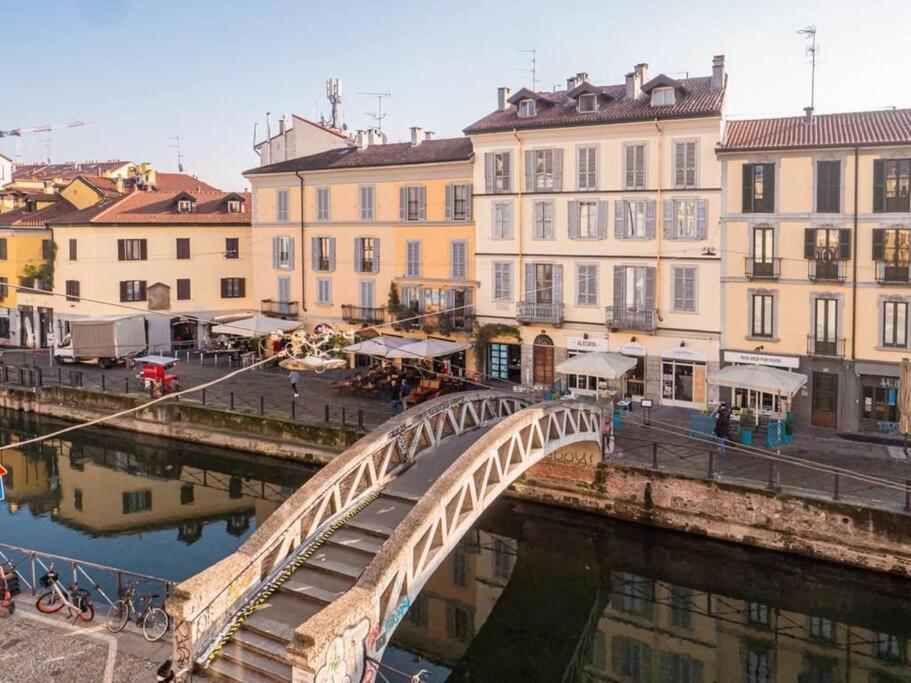 Romantic Flat On Navigli River By Easylife Mediolan Zewnętrze zdjęcie