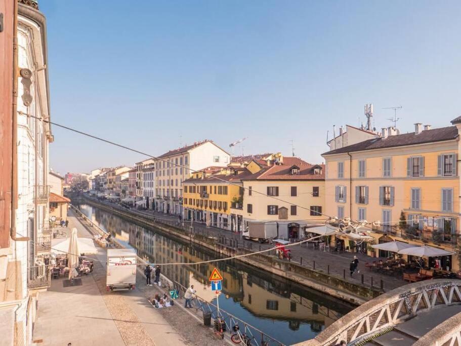 Romantic Flat On Navigli River By Easylife Mediolan Zewnętrze zdjęcie