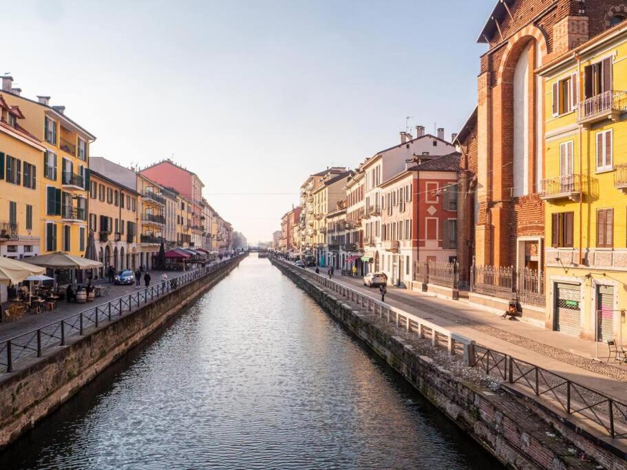 Romantic Flat On Navigli River By Easylife Mediolan Zewnętrze zdjęcie